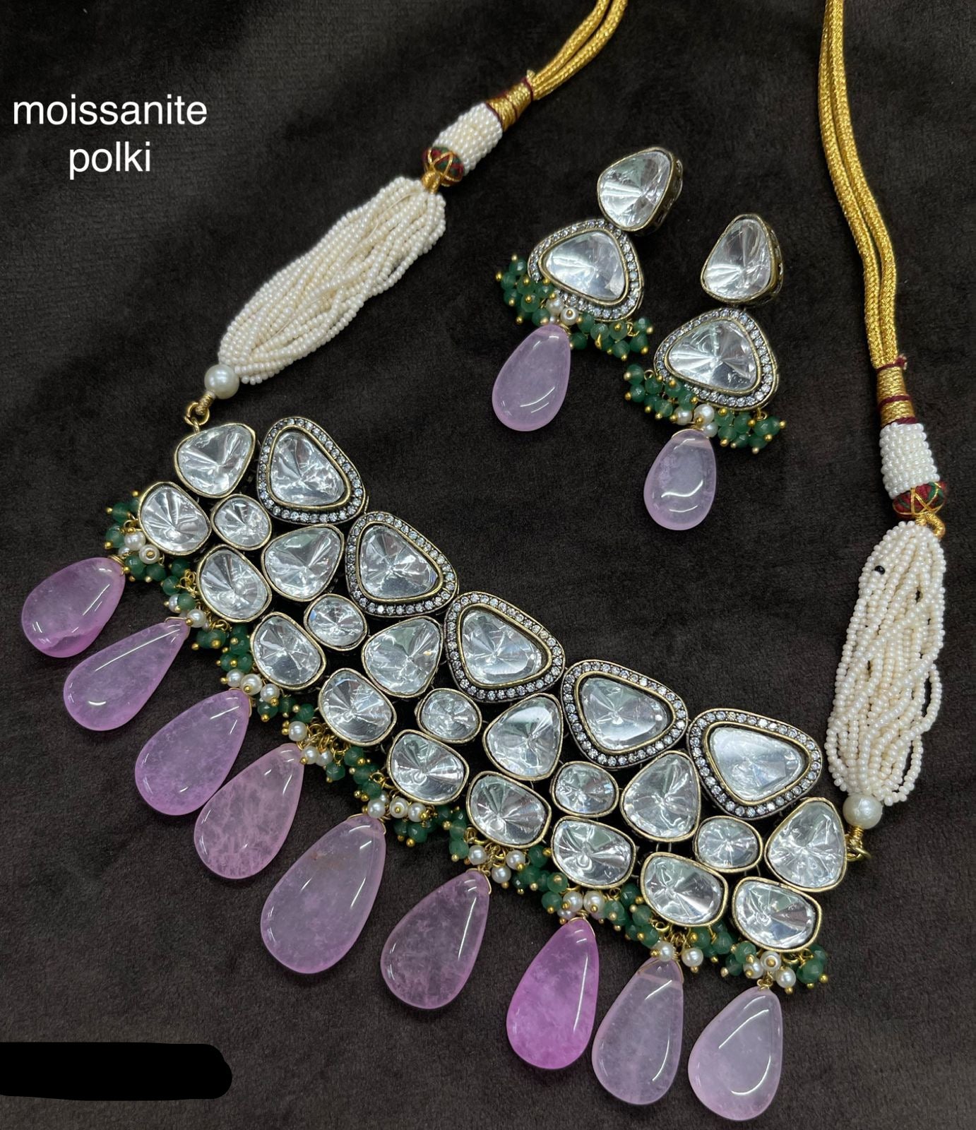 Lubik Kundan choker set