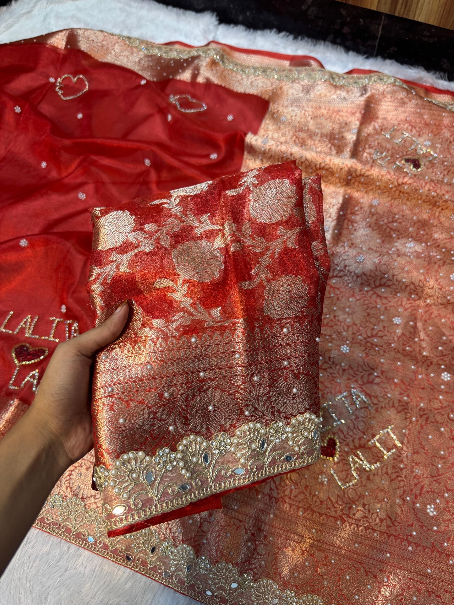 Suhaagan saree banarsi sari soft tissue saree blouse