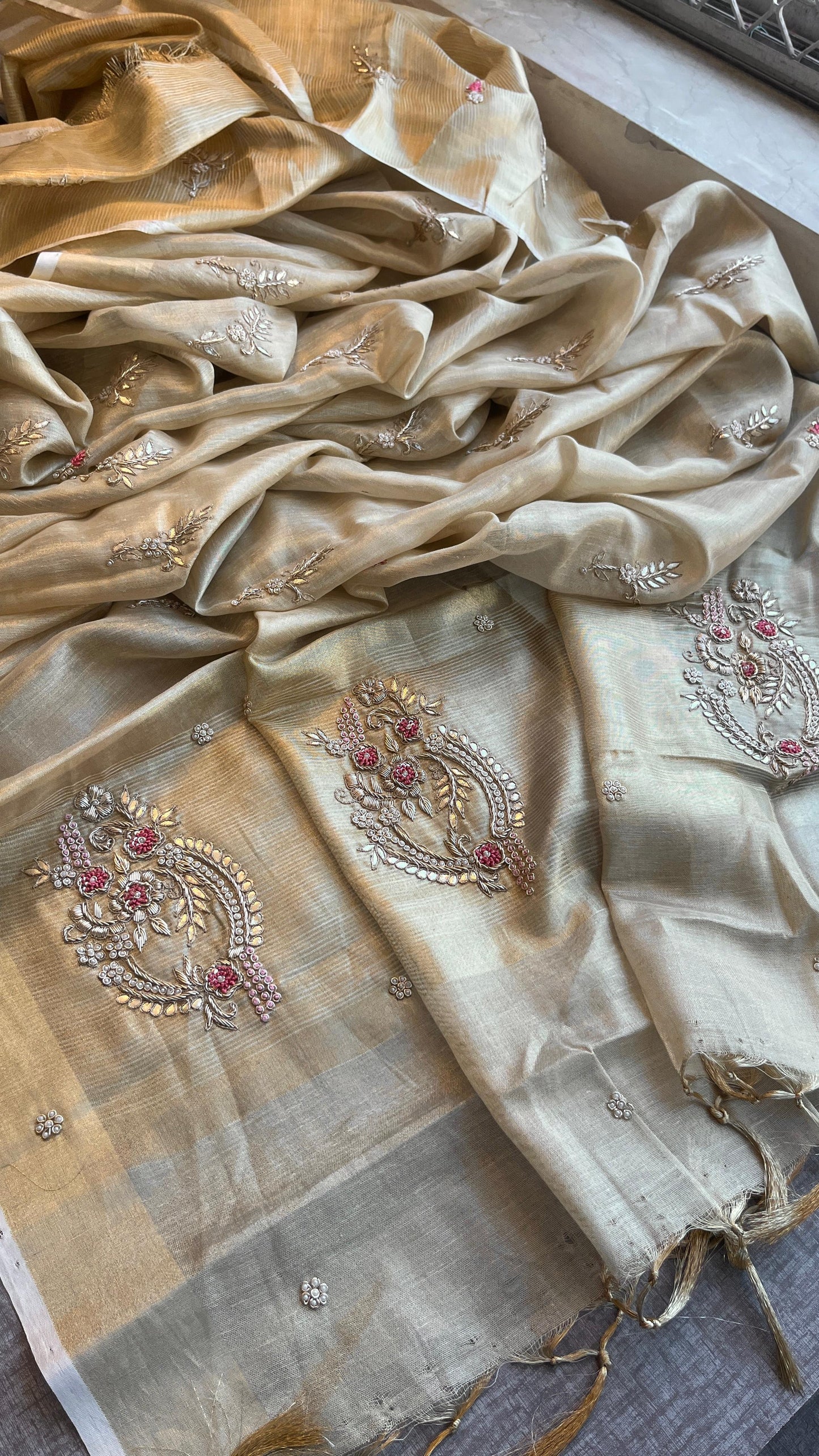 Vanisha linen saree tissue handloom saree Indian sari blouse