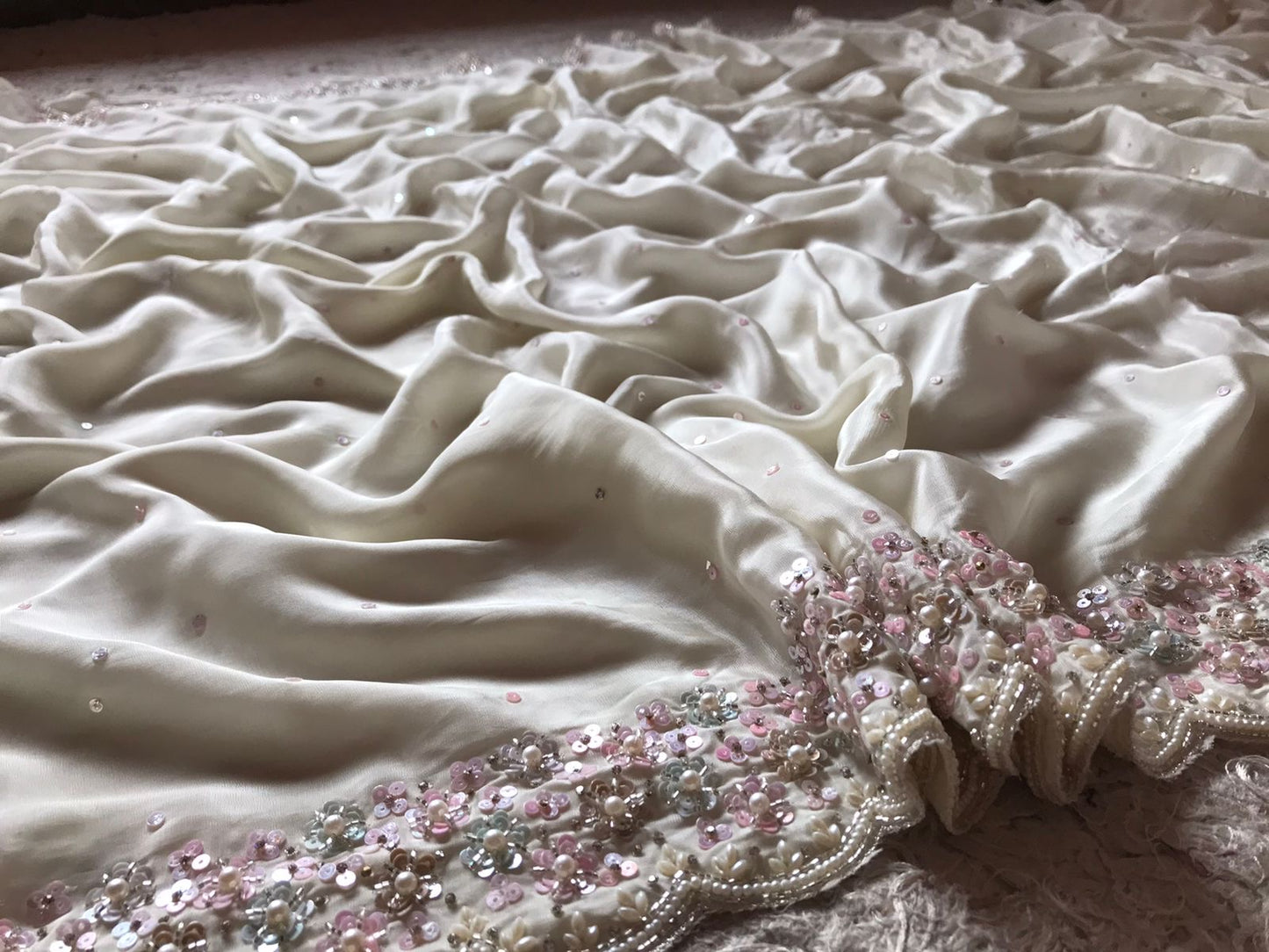 Fairly White Women Crepe Silk Sarees