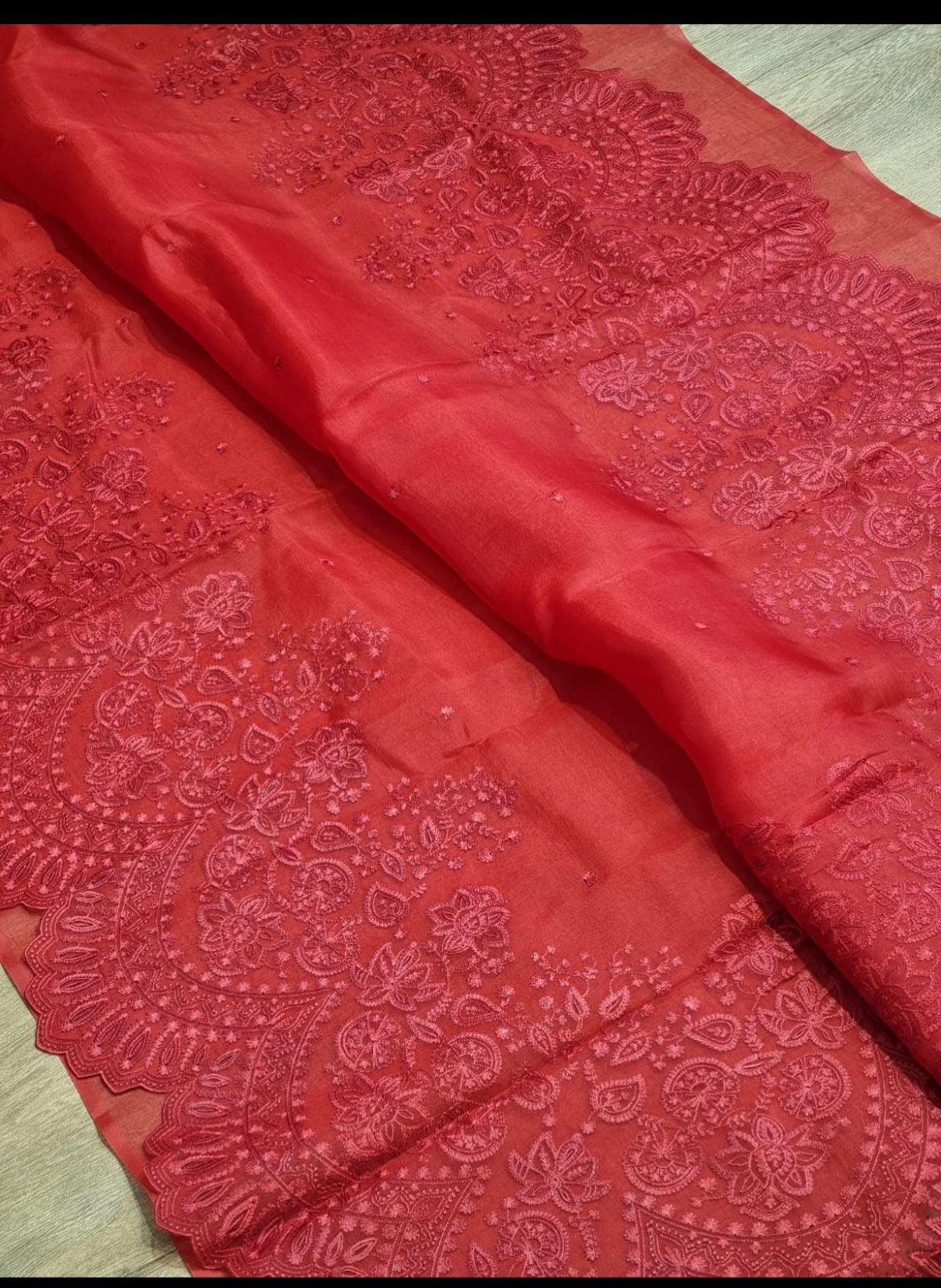 Scalloped inspired organza saree