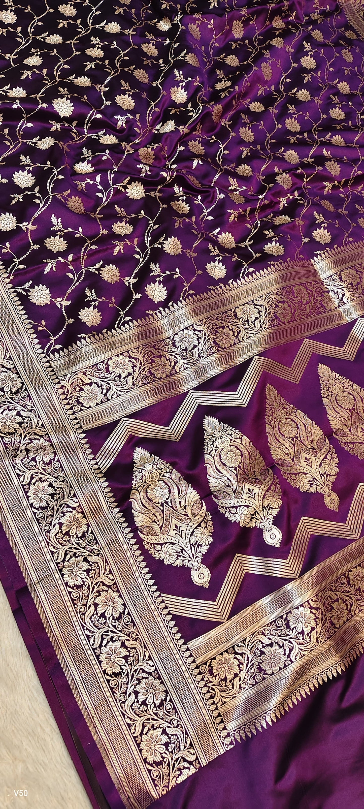 Khaddi banarsi saree handwoven sari blouse