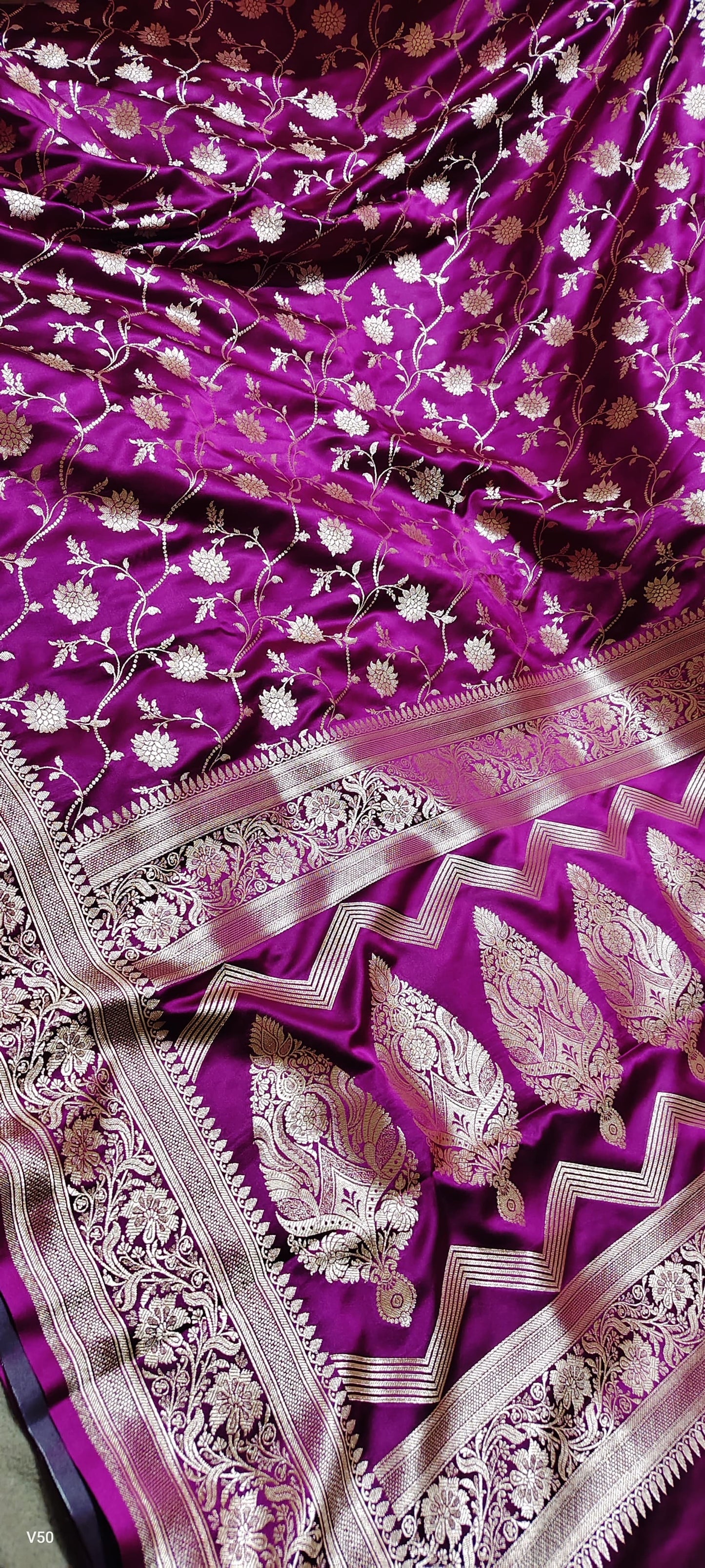 Khaddi banarsi saree handwoven sari blouse