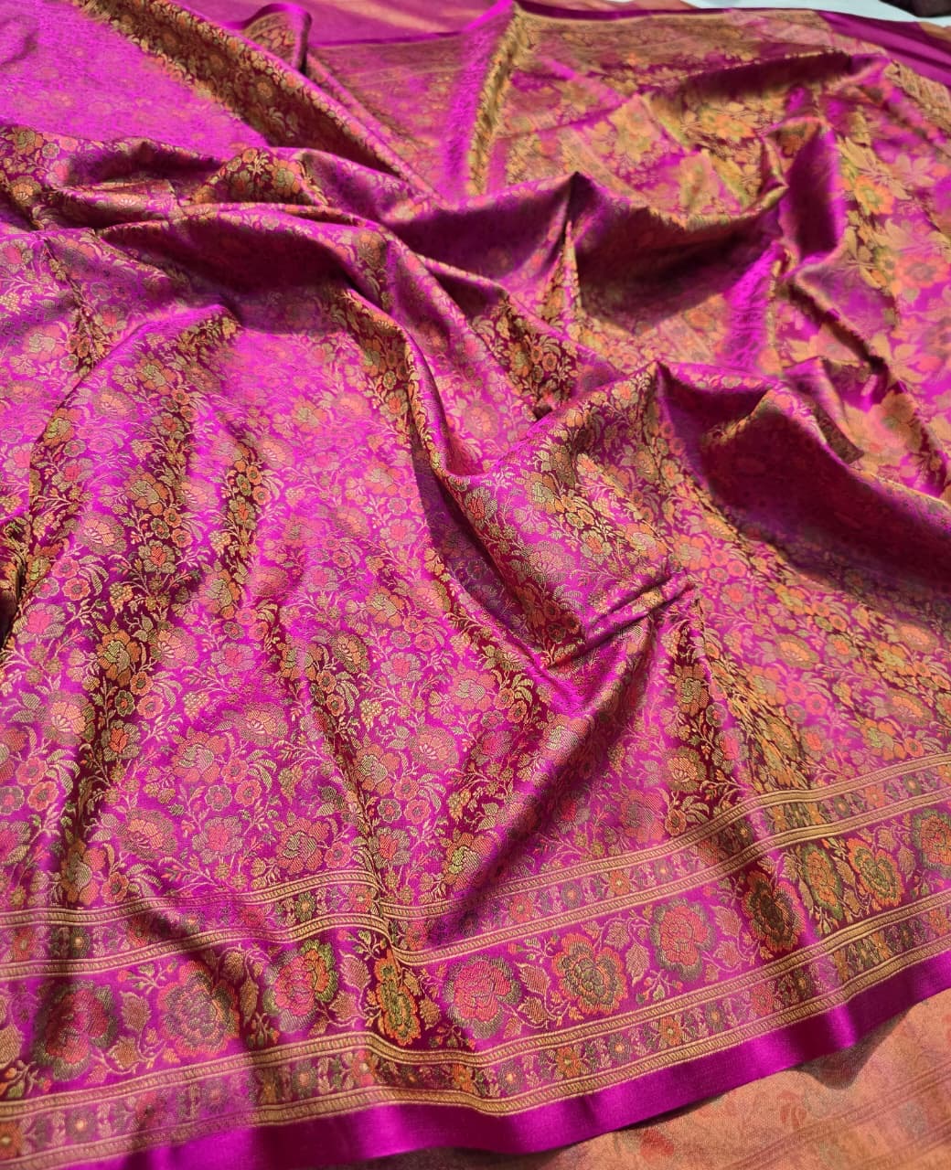 Pink Banarsi saree handwoven saree Zamevar sari blouse