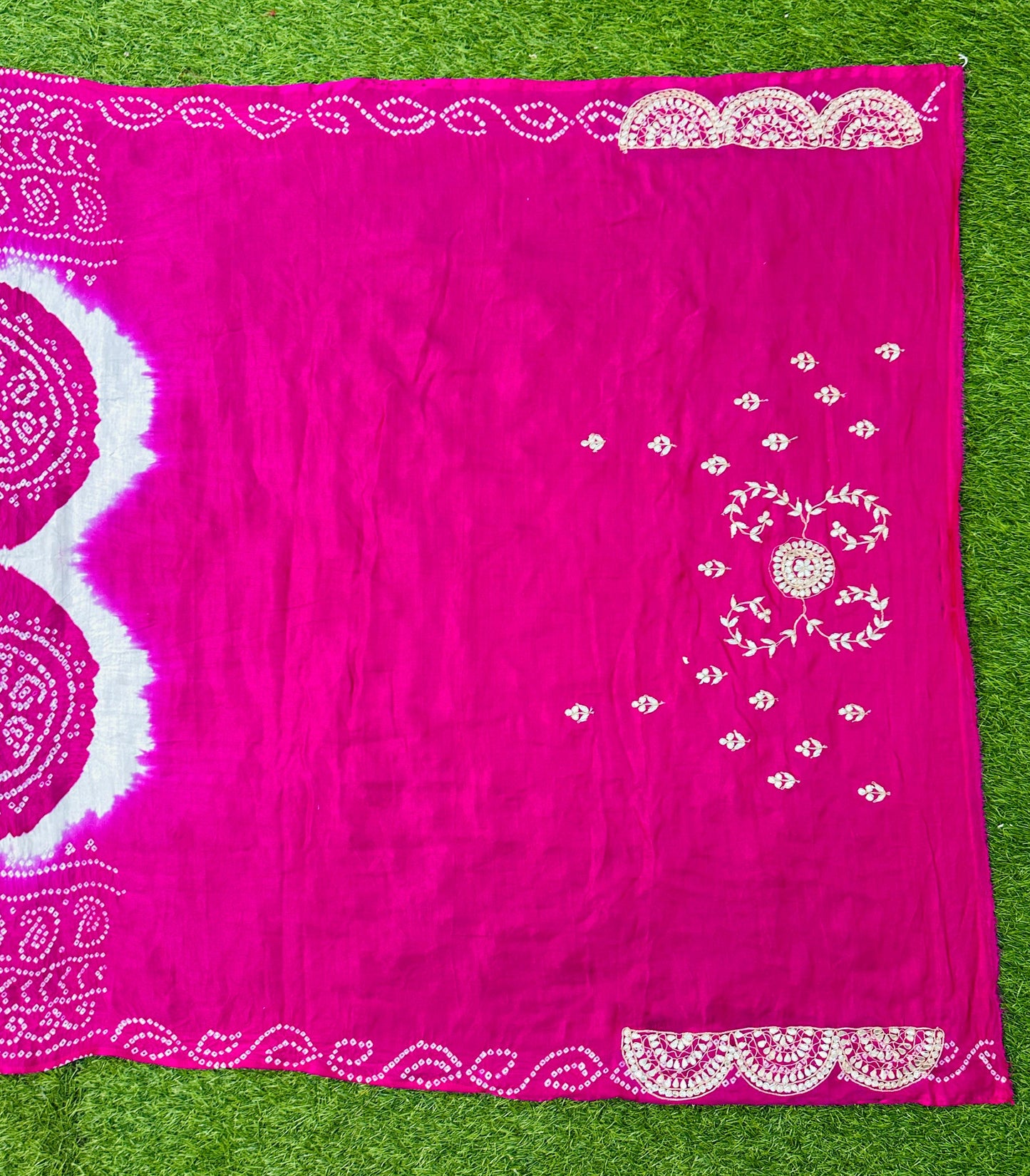 White gajji silk saree wedding sari blouse