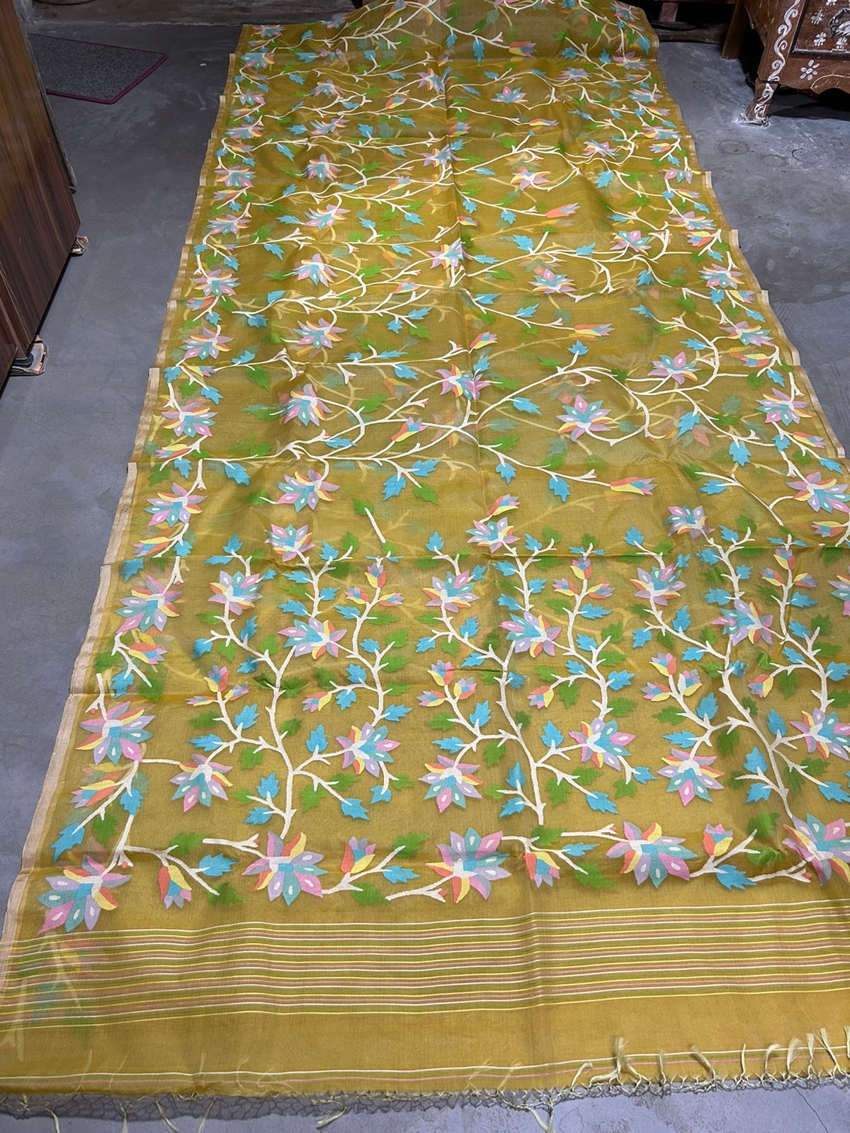 Yellow Muslin Tantuj Jamdani Saree Women Sari