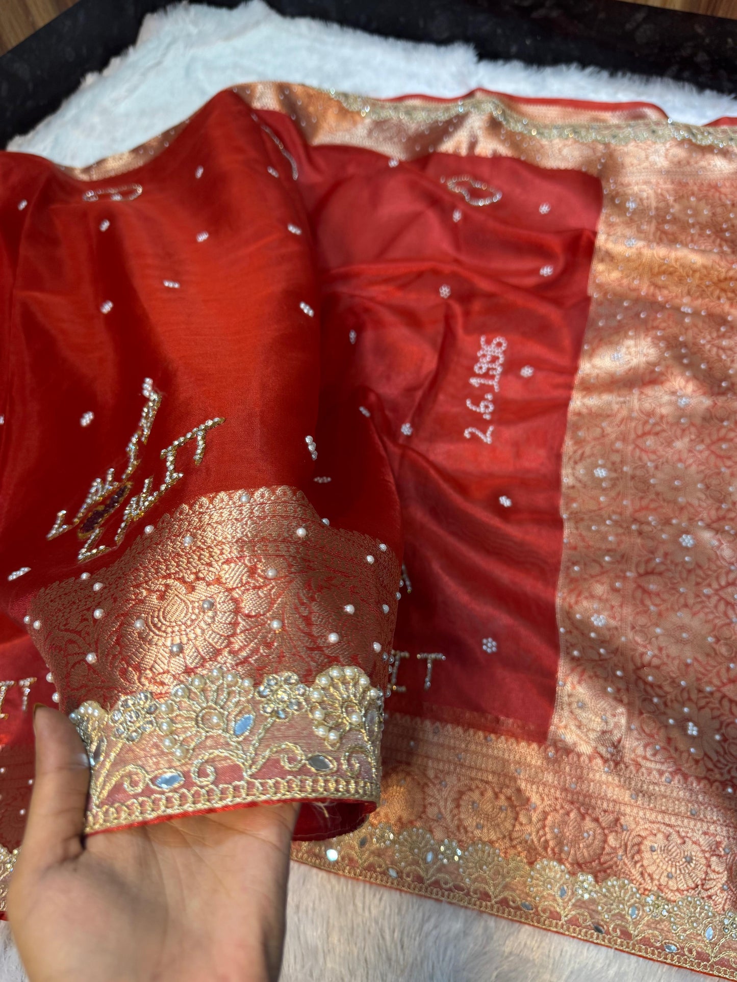 Suhaagan saree banarsi sari soft tissue saree blouse