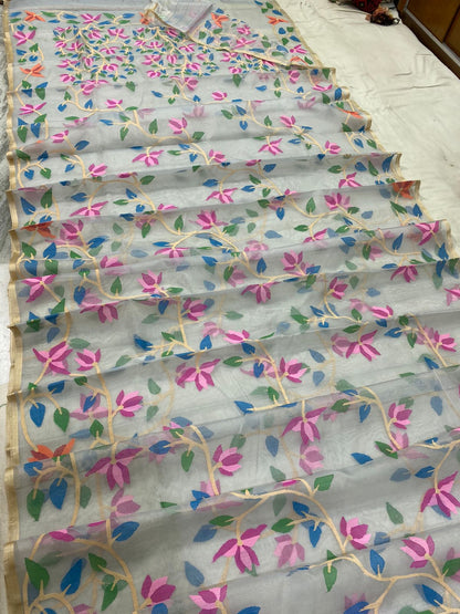 Oliva tantuj jamdani handwoven saree