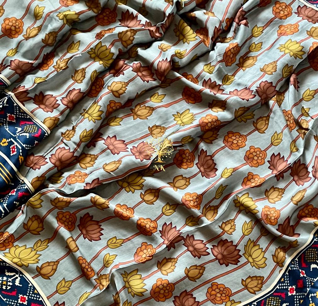 Pavi floral Gajji silk sari