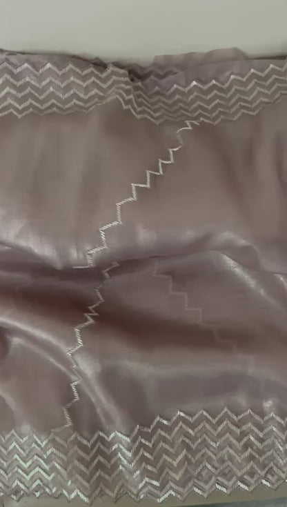 Kinisha tissue saree