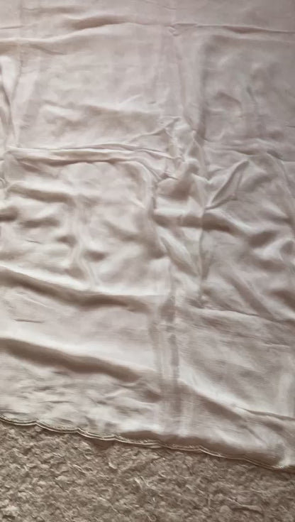 White beauty crepe saree