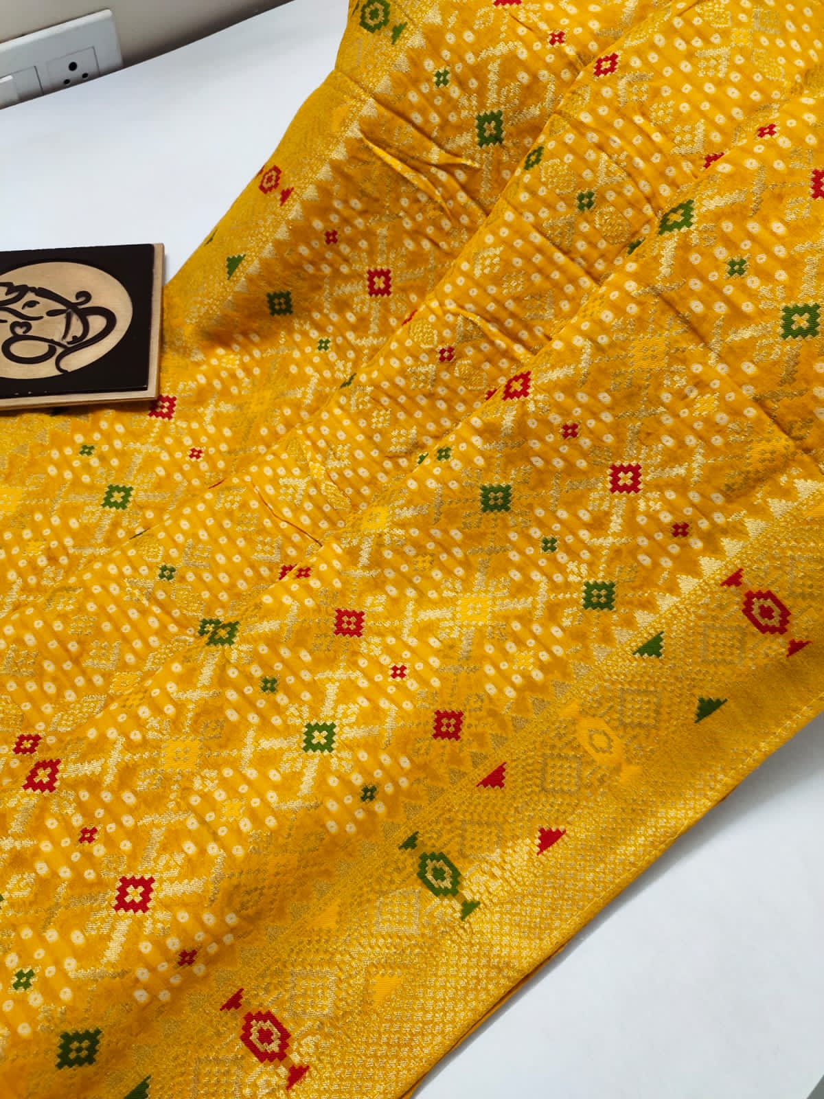 Anisha banarsi moonga saree
