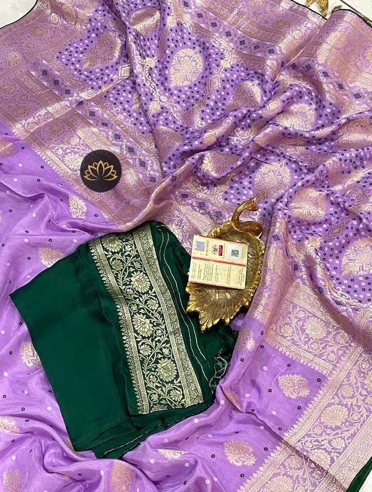 Banarsi moonga saree