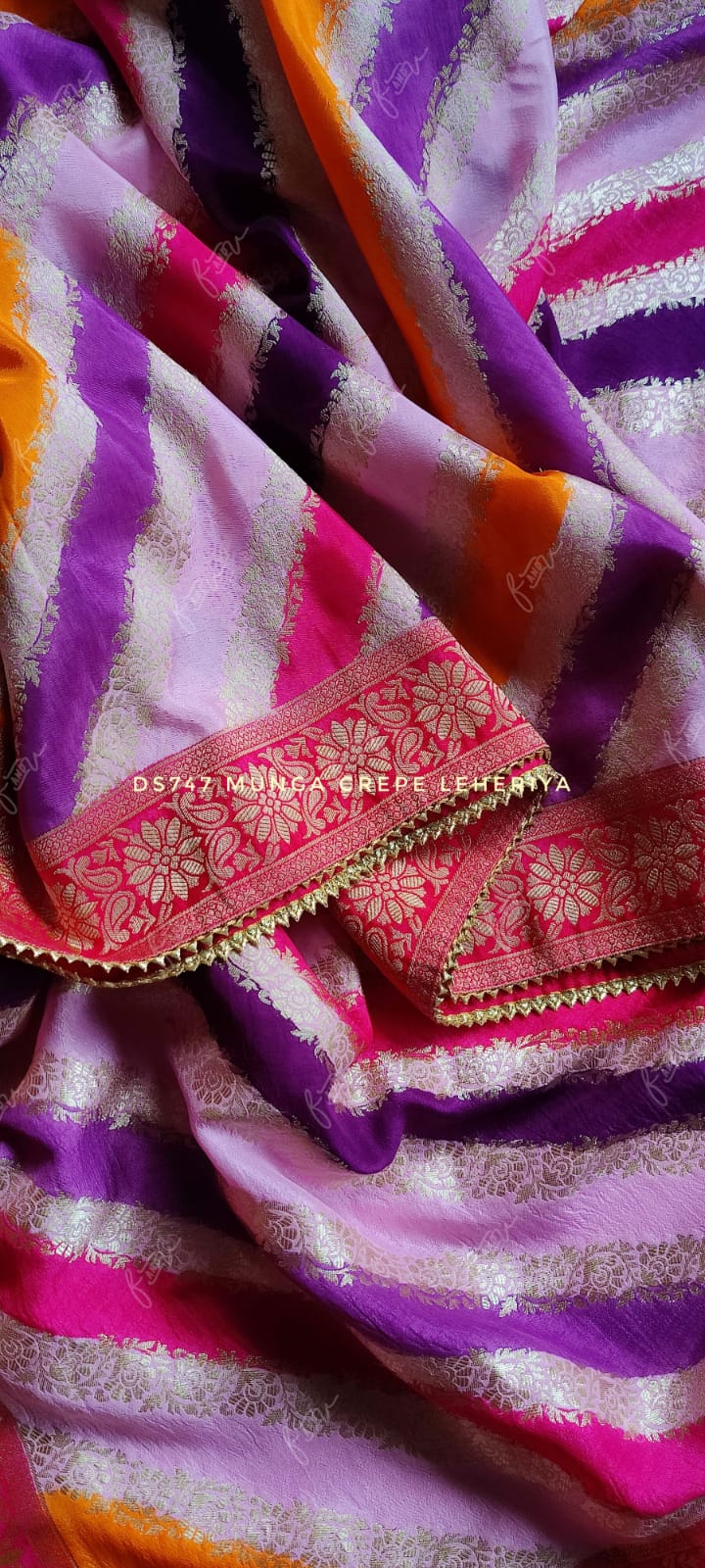 Festival Lehariya Munga saree