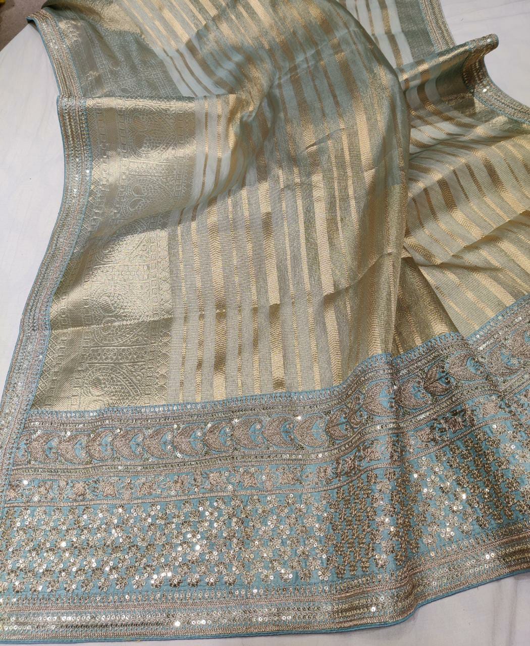 Nashel jari organza saree