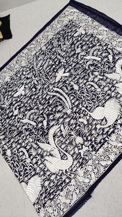 Black white Parsi dupatta