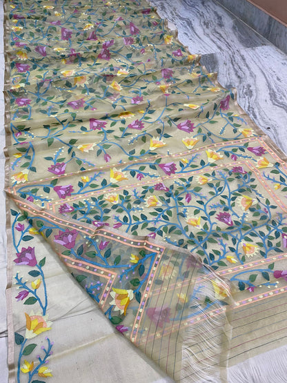 Trisha handwoven jamdani saree