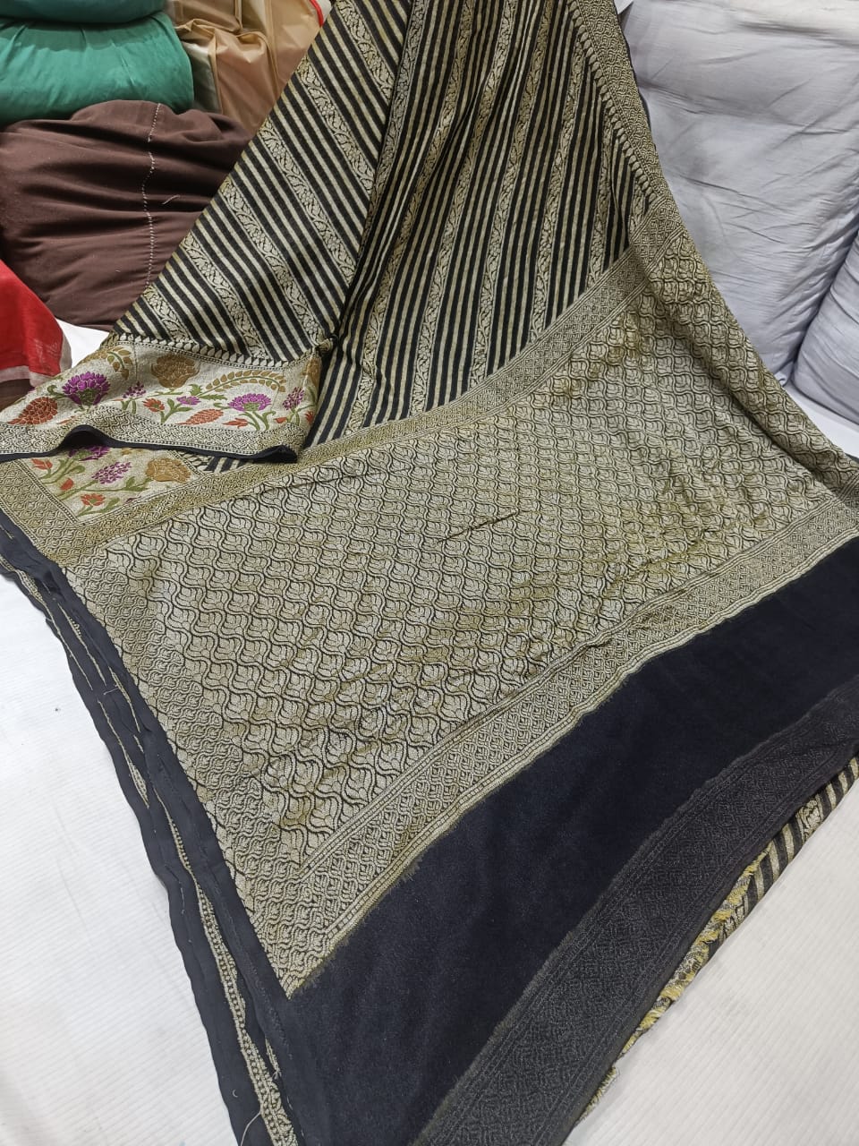 Maheera gorgette banarsi saree
