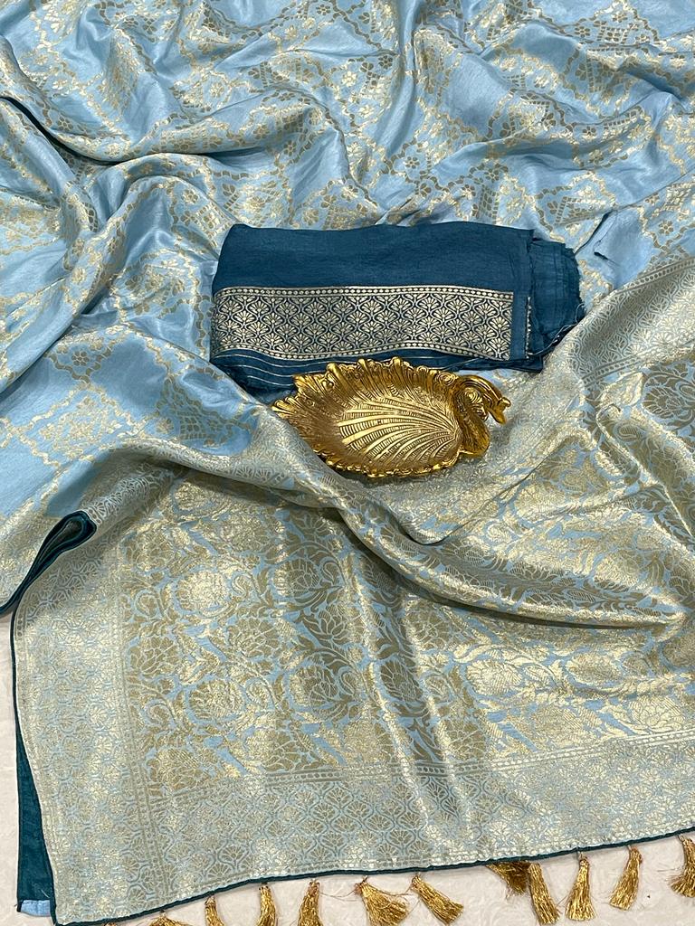 Dolika banarsi moonga saree