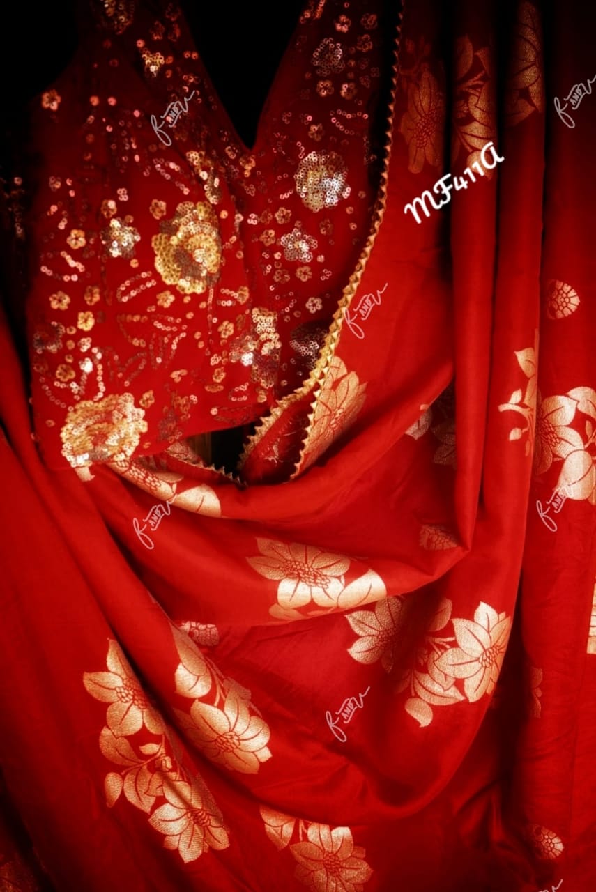 Elegant beautiful crepe saree