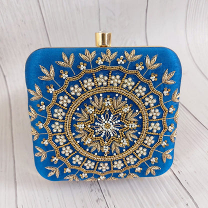 Rangeen squared clutch box