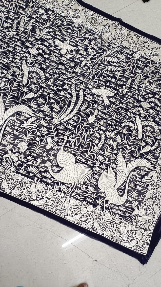 Black white Parsi dupatta