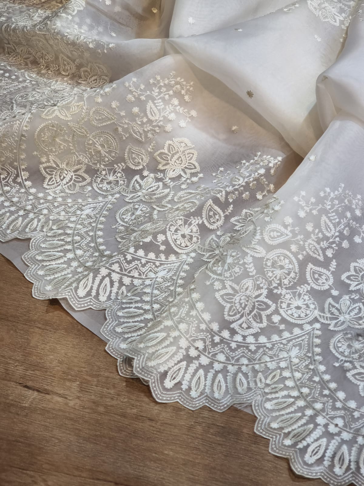 Scalloped inspired organza saree