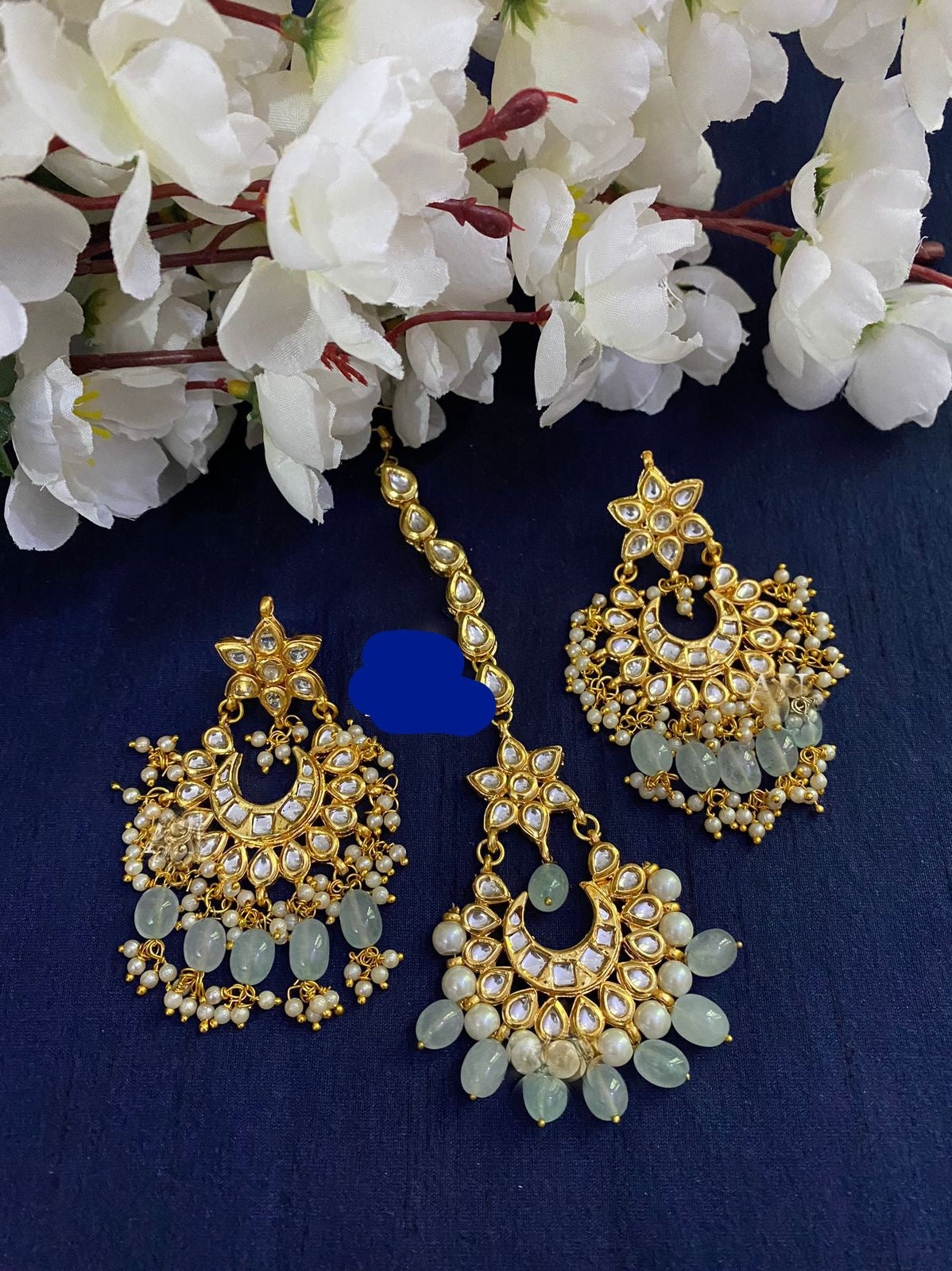 Nishani Kundan tikka set