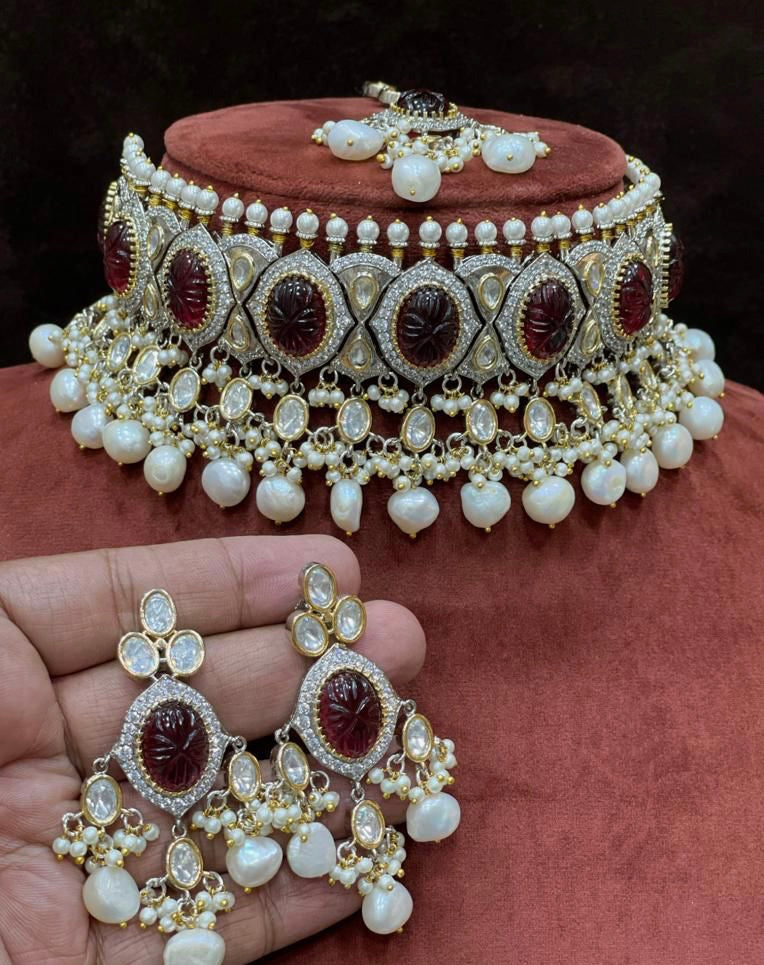 Stoned Kundan choker set