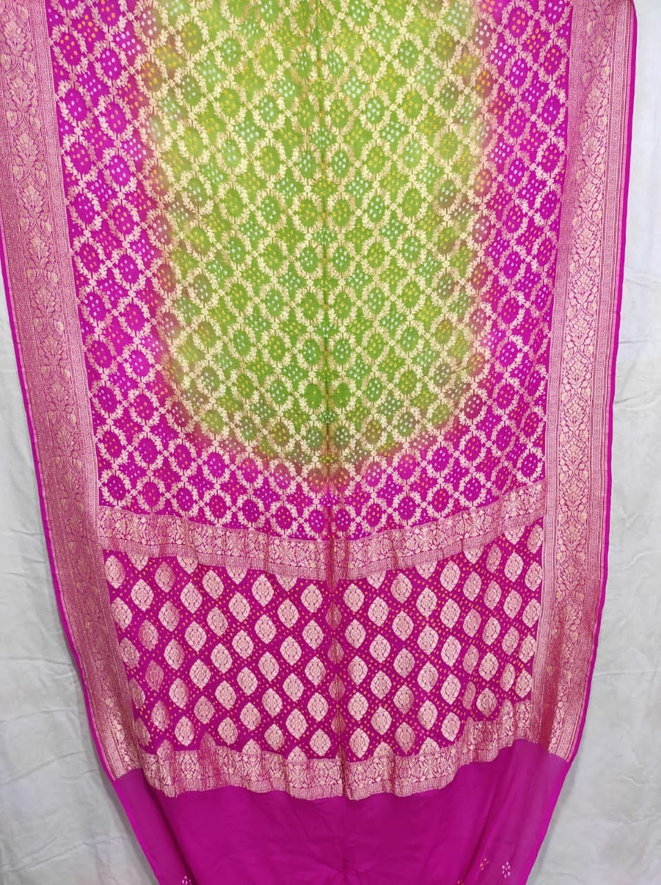 Naiza Bandhani saree