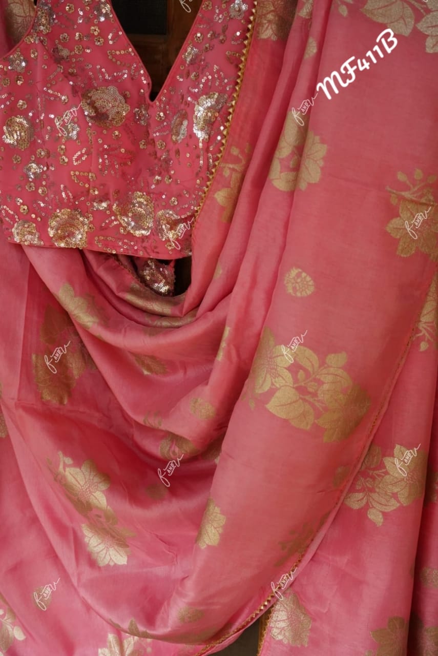 Elegant beautiful crepe saree