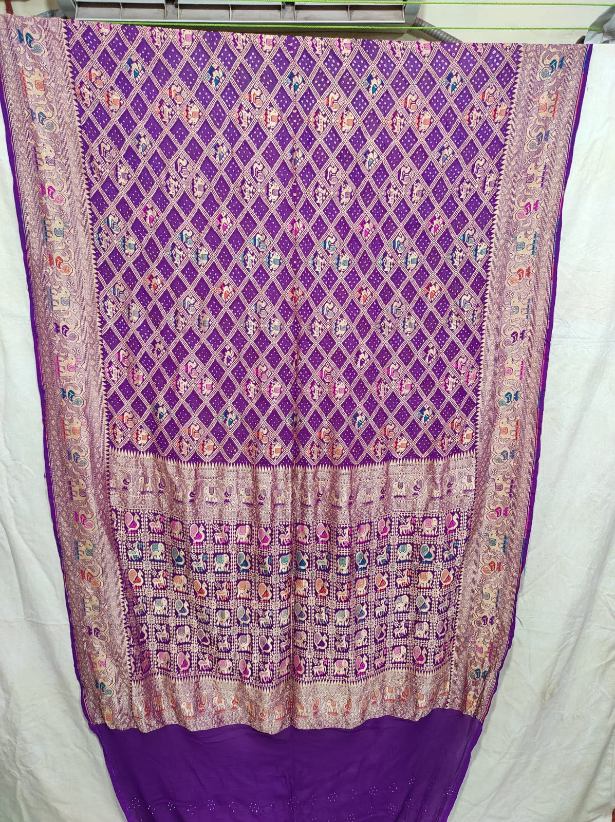 Gulshan bandhej banarsi saree
